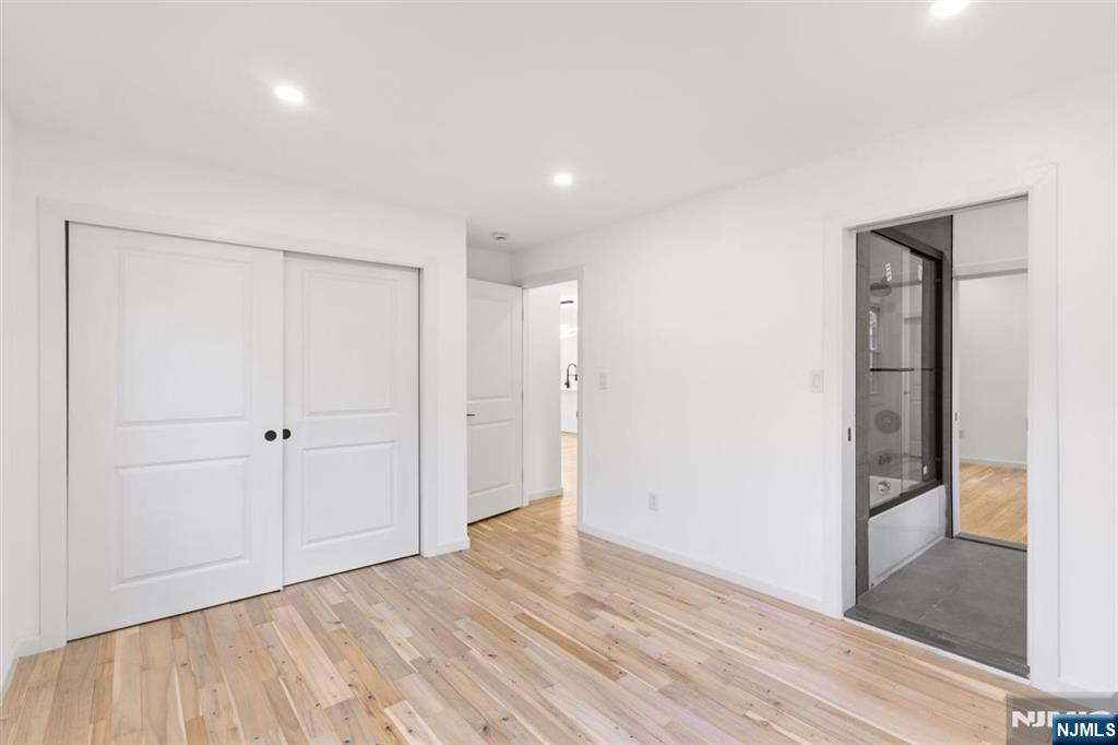 137 Myrtle Avenue Property Photo 29