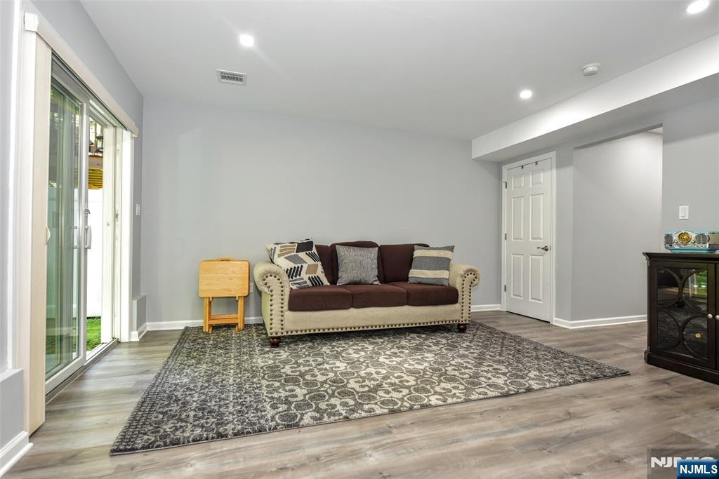 10 Stanley 10 Property Photo 29