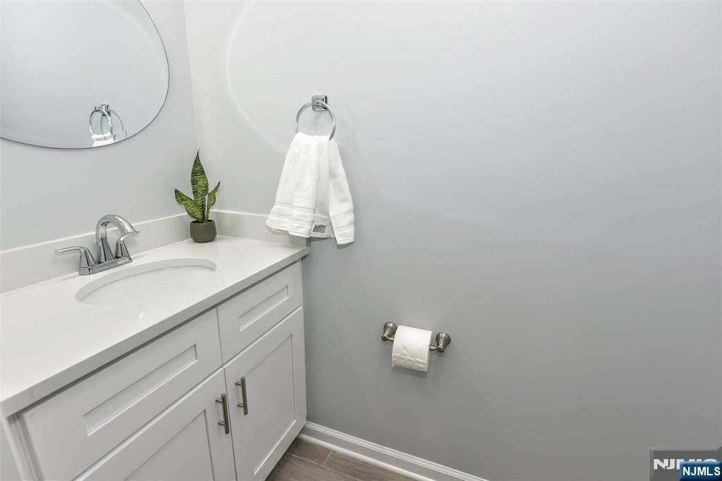 10 Stanley 10 Property Photo 30