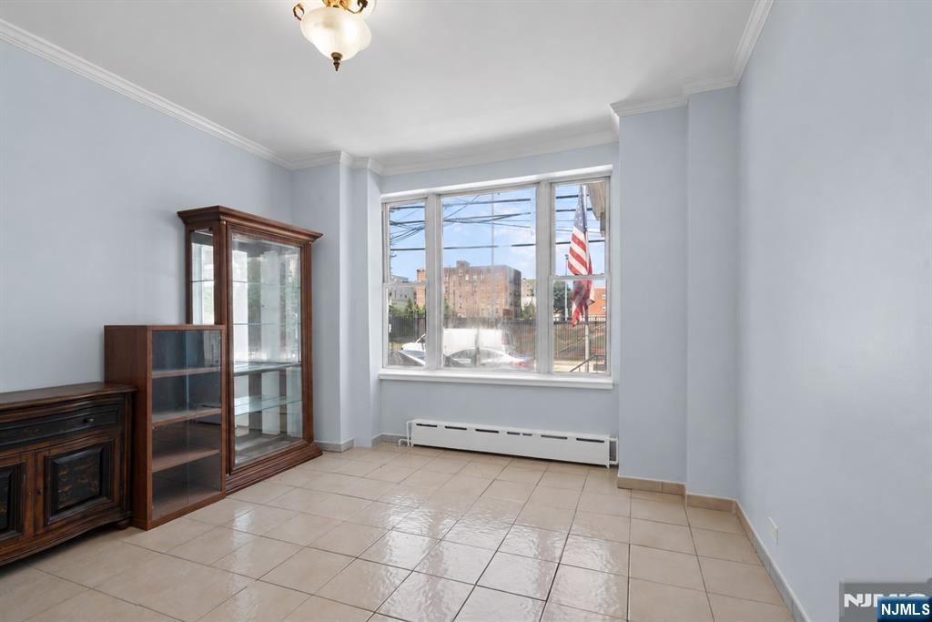 221 54th Street Property Photo 3