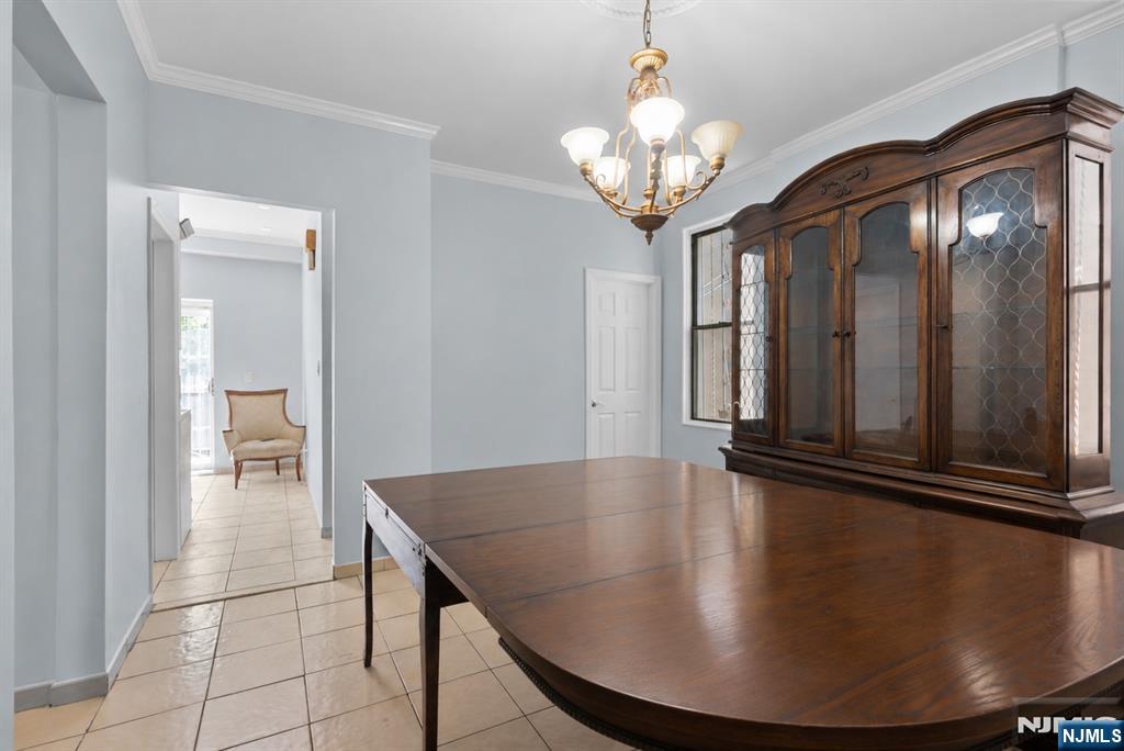 221 54th Street Property Photo 4