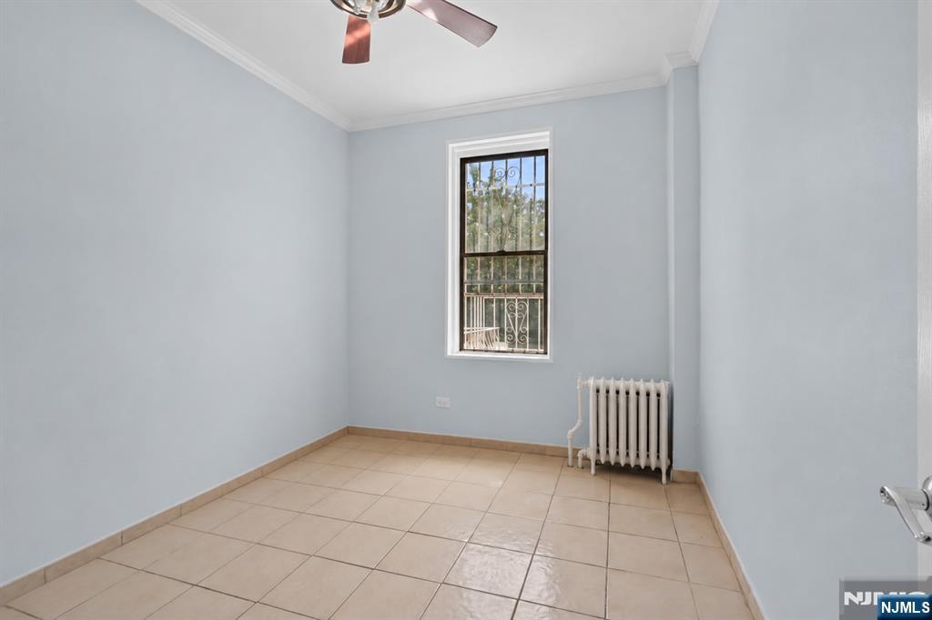 221 54th Street Property Photo 9