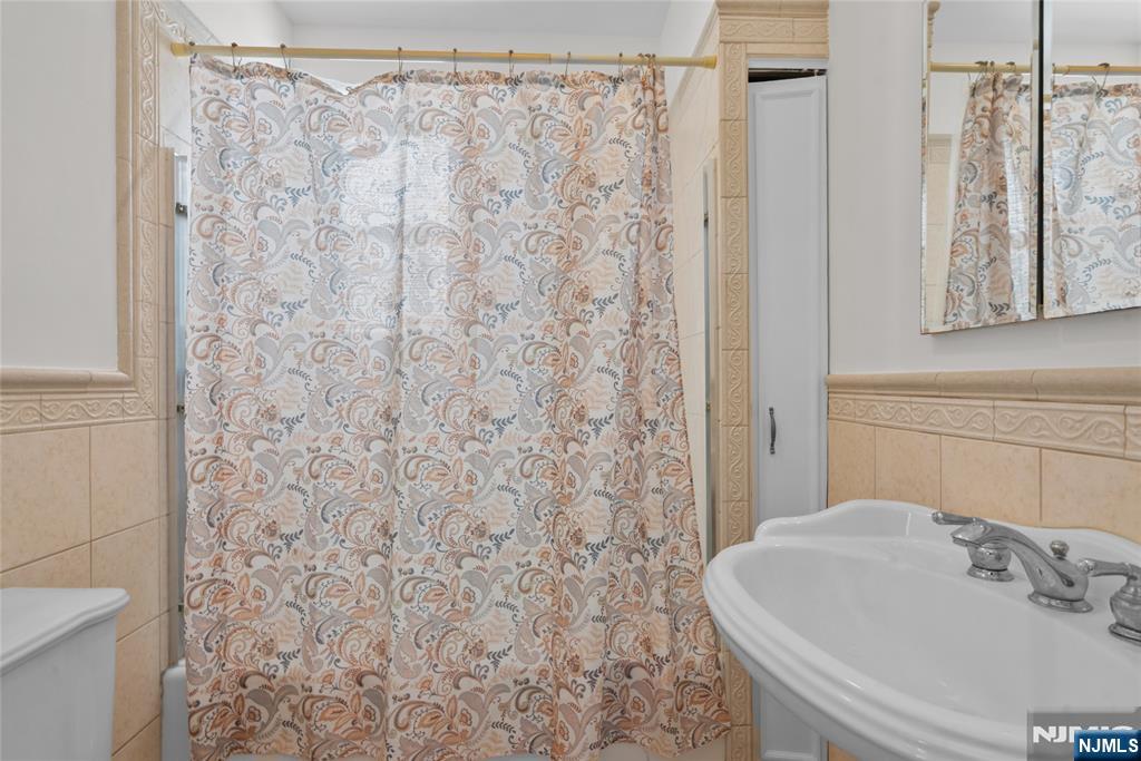 221 54th Street Property Photo 15