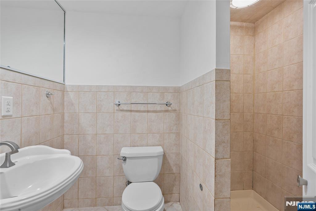 221 54th Street Property Photo 20