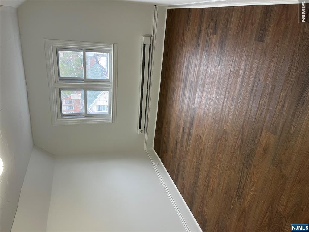 12 Quincy Street 4 Property Photo 3