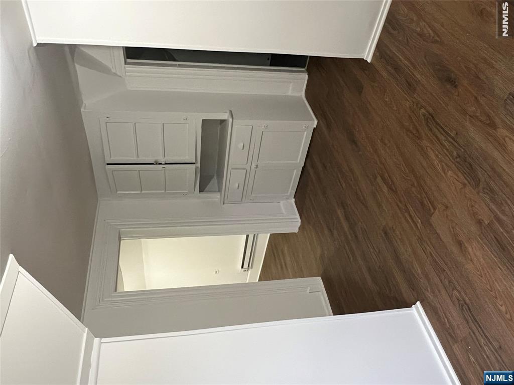 12 Quincy Street 4 Property Photo 10