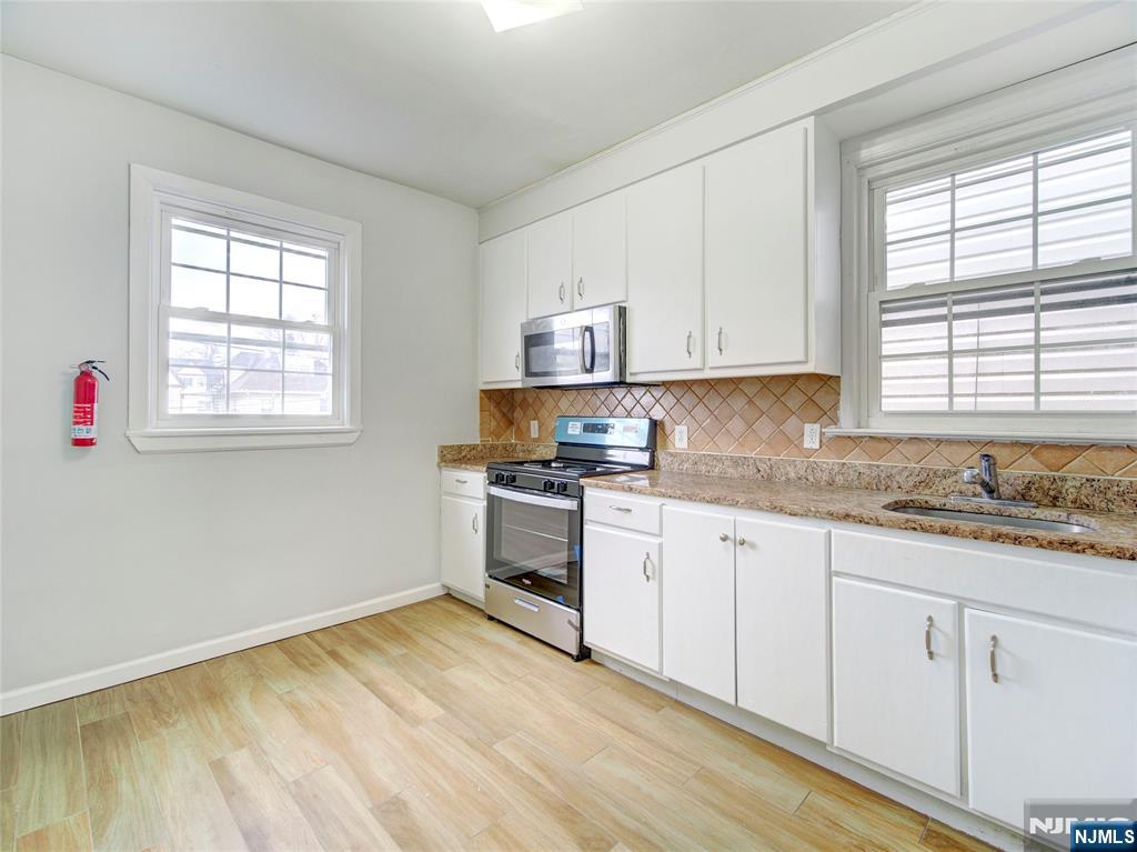 762 Summer Avenue Property Photo 1