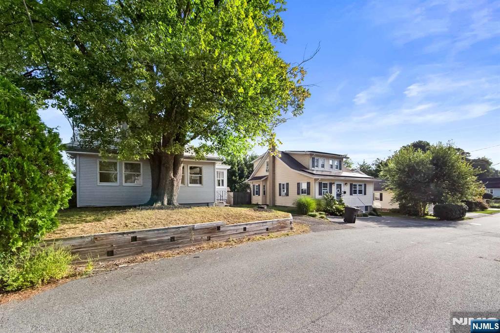 4 Merrie Trail Property Photo 26