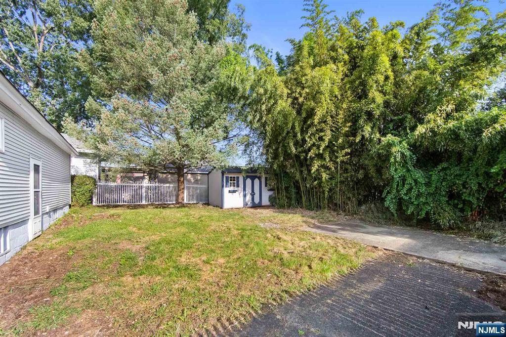 4 Merrie Trail Property Photo 30