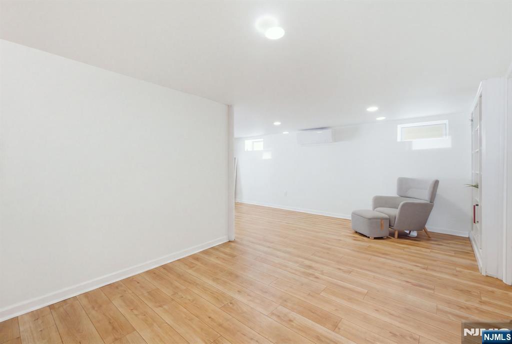 26 Myrtle Avenue Property Photo 25