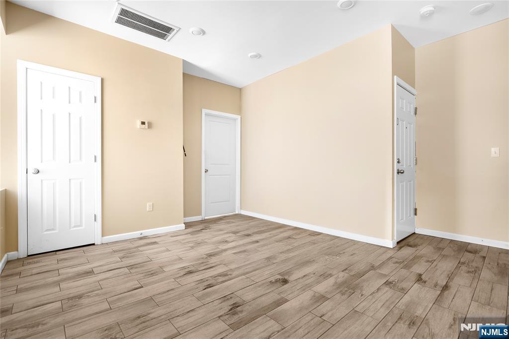 183 Bergen Turnpike Property Photo 7