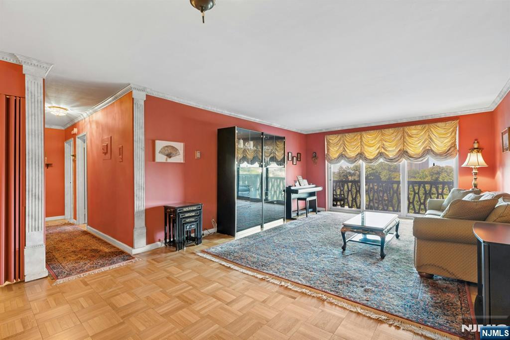 2100 Linwood Avenue 6c Property Photo 11