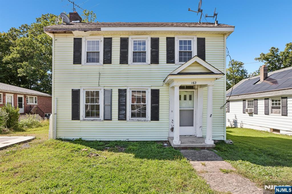 162 Chestnut Street Property Photo 2