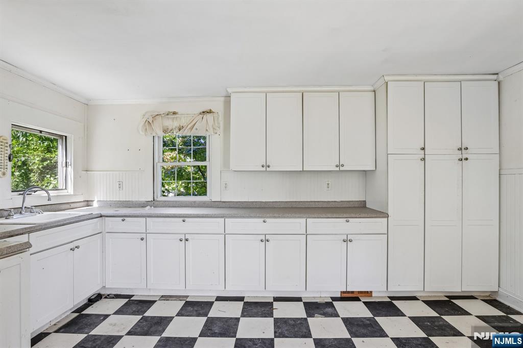 162 Chestnut Street Property Photo 7