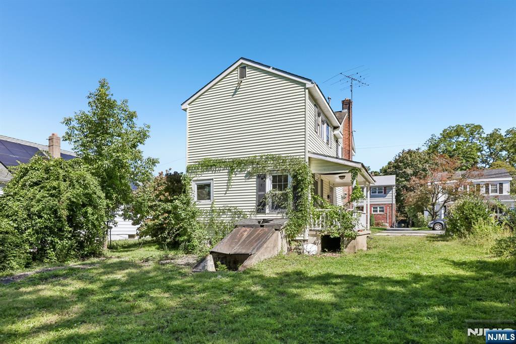 162 Chestnut Street Property Photo 16