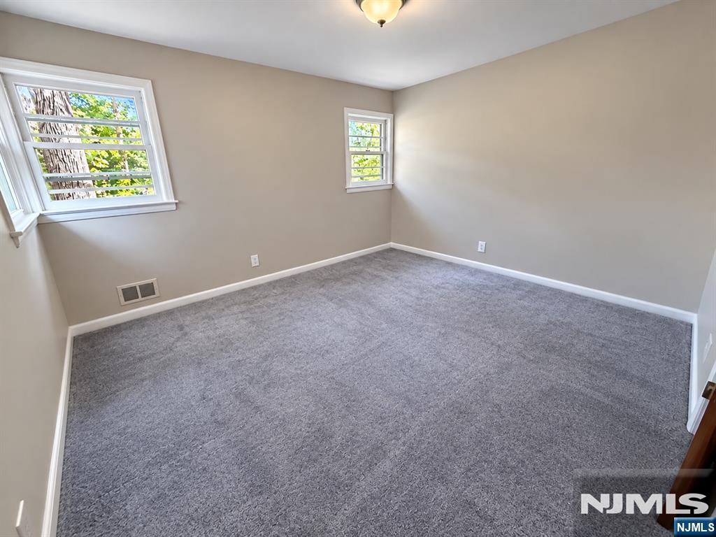 201 Davis Avenue Property Photo 6