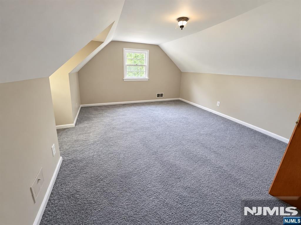 201 Davis Avenue Property Photo 11