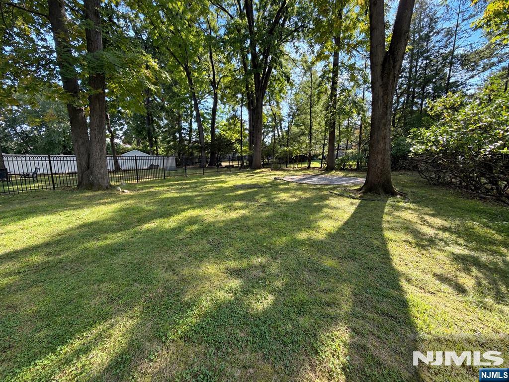 201 Davis Avenue Property Photo 15