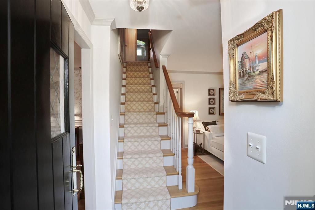 224 Van Houten Avenue Property Photo 4