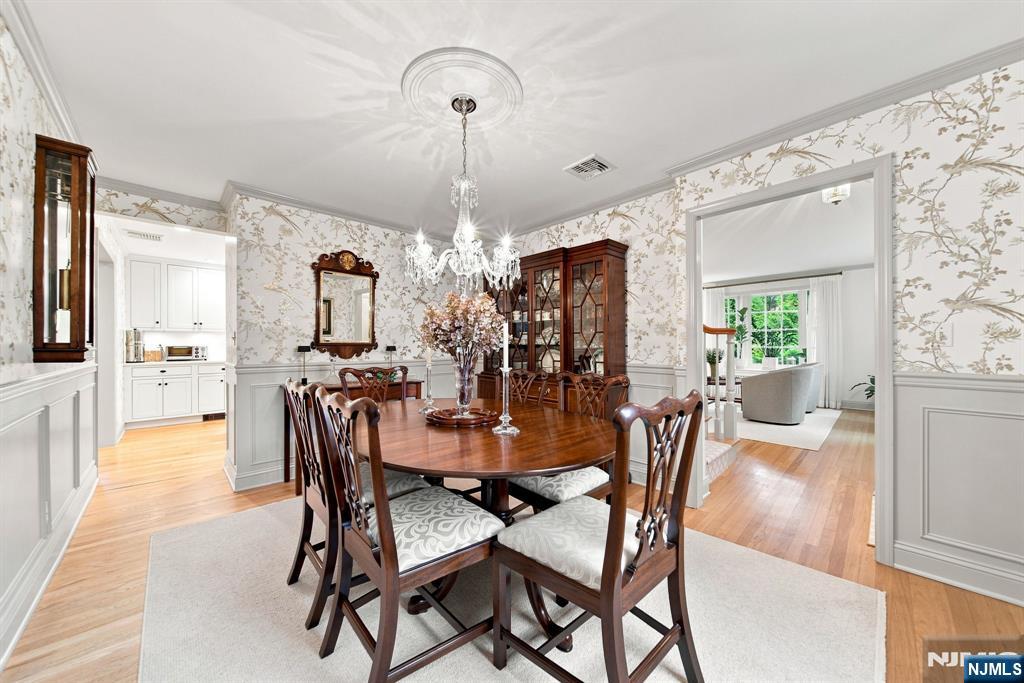 224 Van Houten Avenue Property Photo 8
