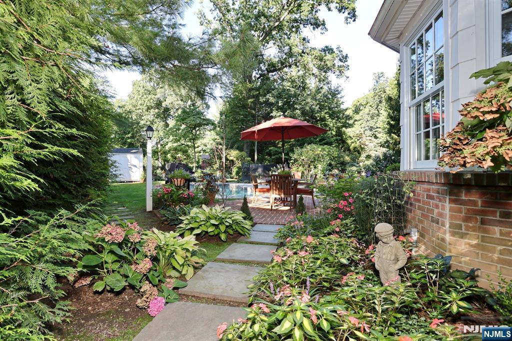 224 Van Houten Avenue Property Photo 32