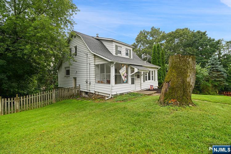 62 Vreeland Avenue Property Photo 3