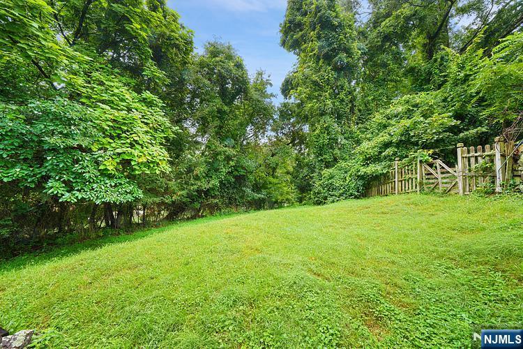 62 Vreeland Avenue Property Photo 22