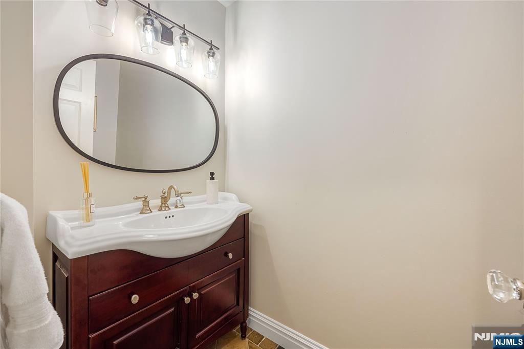 72 Hopper Farm Property Photo 24