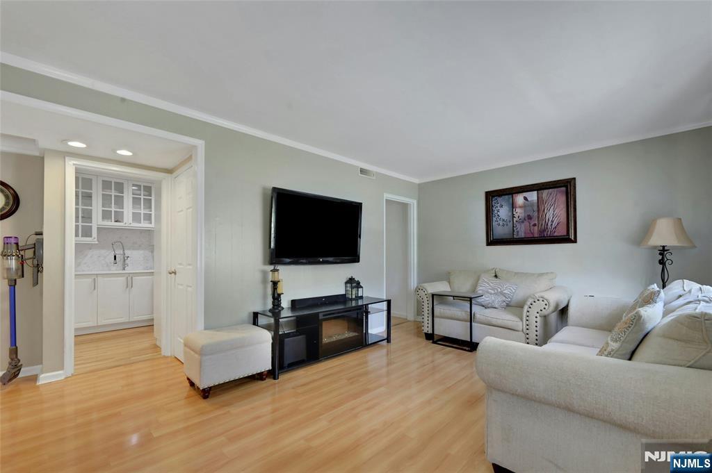 30 John Place Property Photo 4