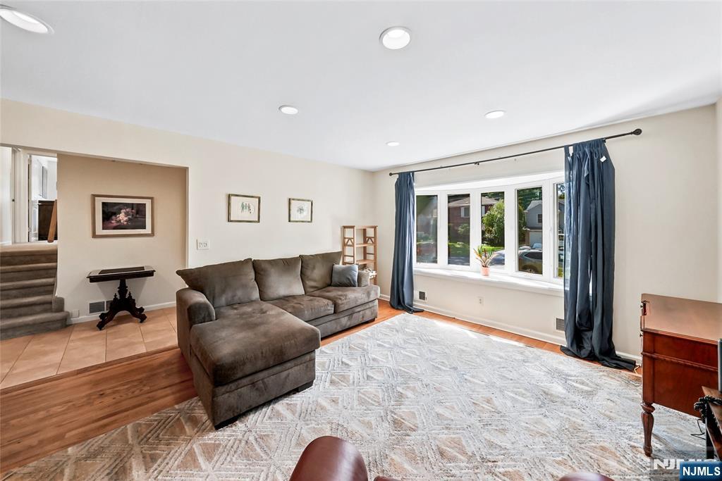 219 Morningside Road Property Photo 6