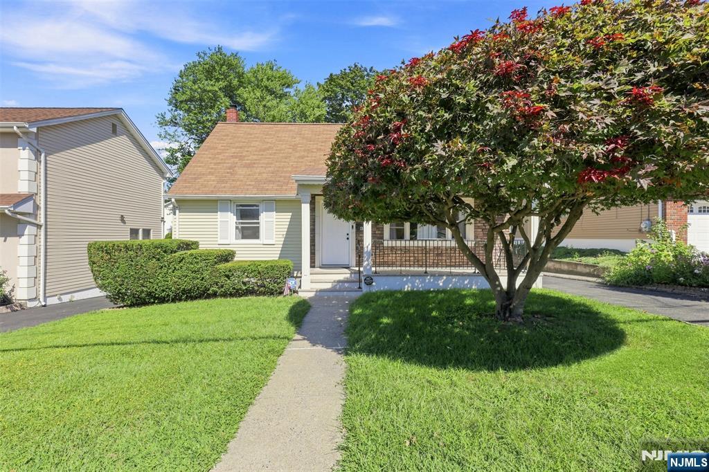 49 Falmouth Avenue Property Photo 1