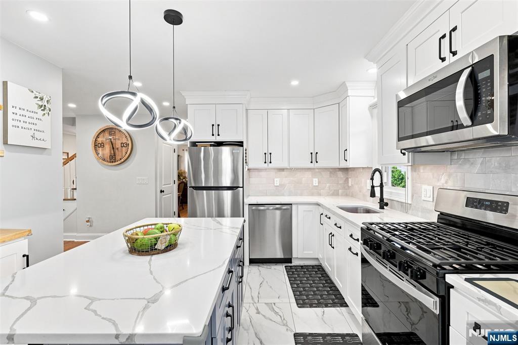 49 Falmouth Avenue Property Photo 11