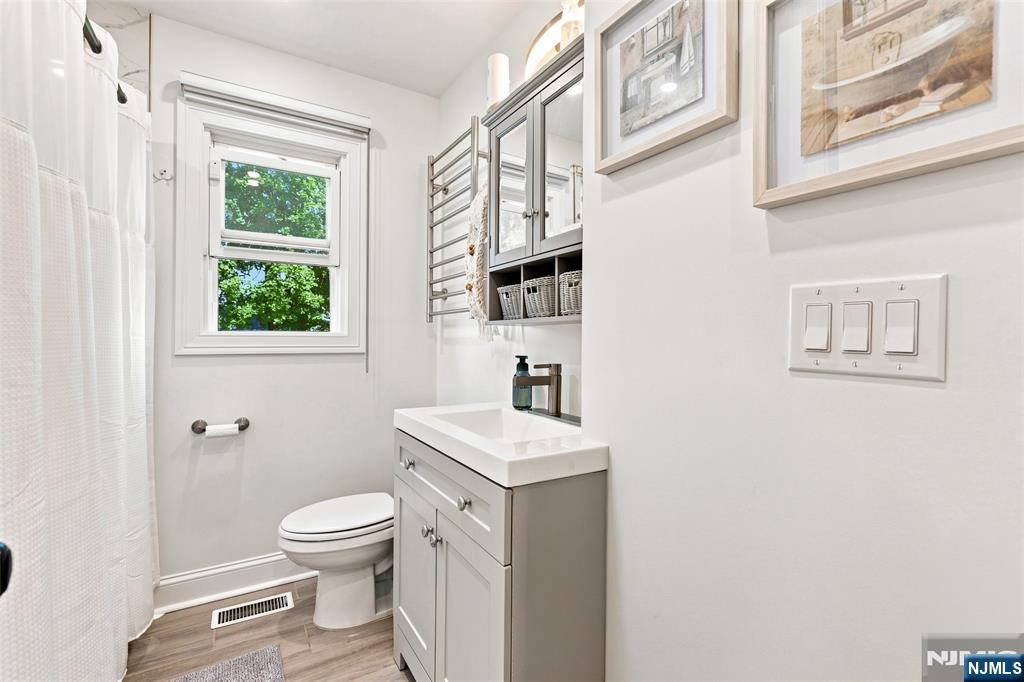 49 Falmouth Avenue Property Photo 20