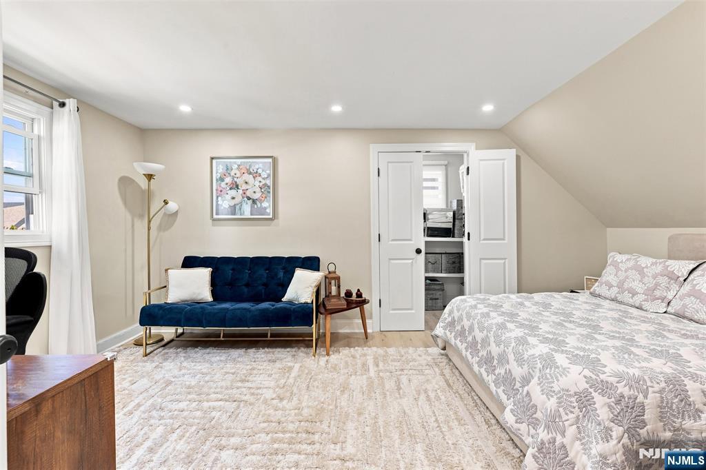 49 Falmouth Avenue Property Photo 22