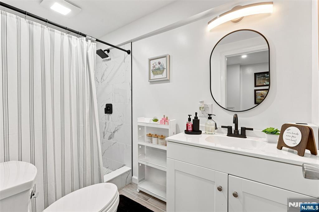 49 Falmouth Avenue Property Photo 38