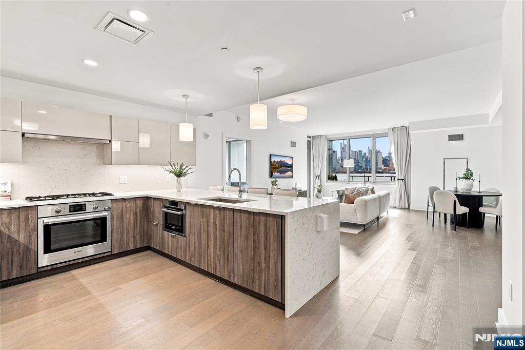 9 Ave At Port Imperial 413 Property Photo 3