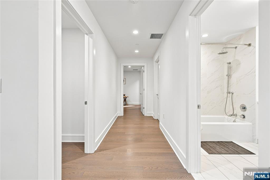 9 Ave At Port Imperial 413 Property Photo 20