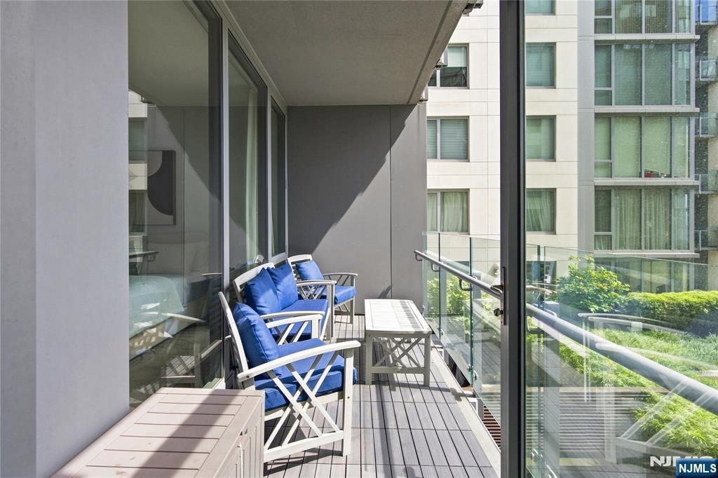 9 Ave At Port Imperial 413 Property Photo 29