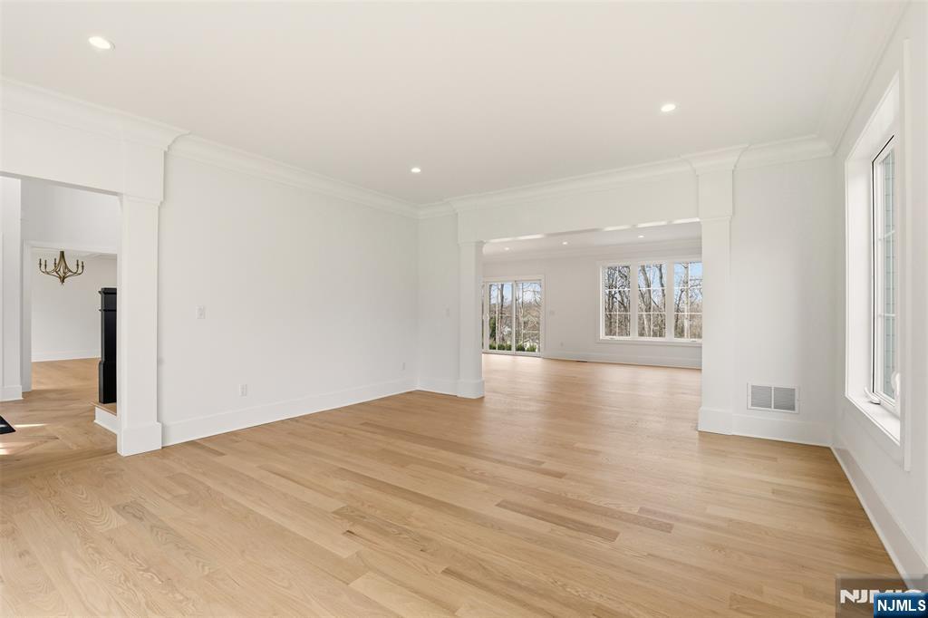 26 Huff Terrace Property Photo 6