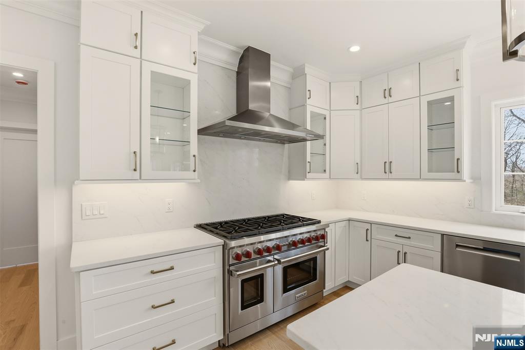 26 Huff Terrace Property Photo 13