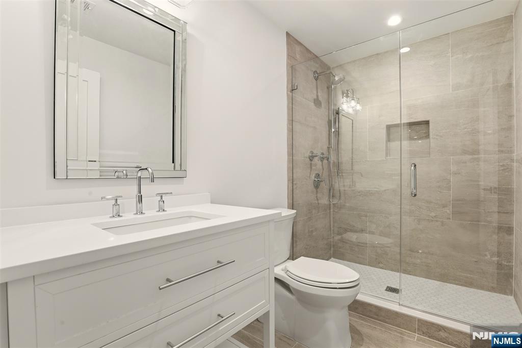 26 Huff Terrace Property Photo 36