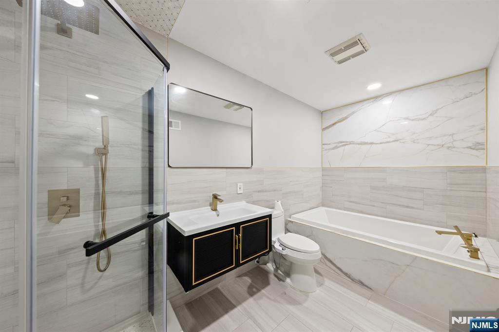 14 E Hill Court Property Photo 44