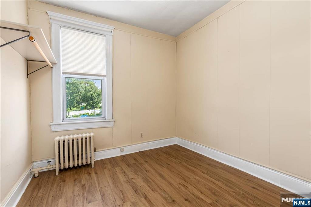 341 Grove Street Property Photo 20