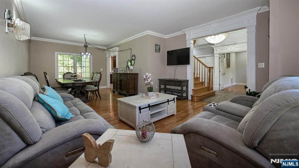 26 Stonehedge Drive Property Photo 8