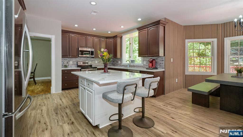 26 Stonehedge Drive Property Photo 16