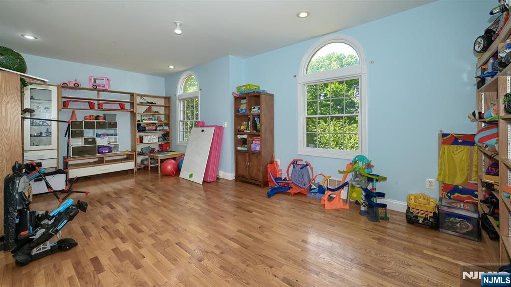 26 Stonehedge Drive Property Photo 21