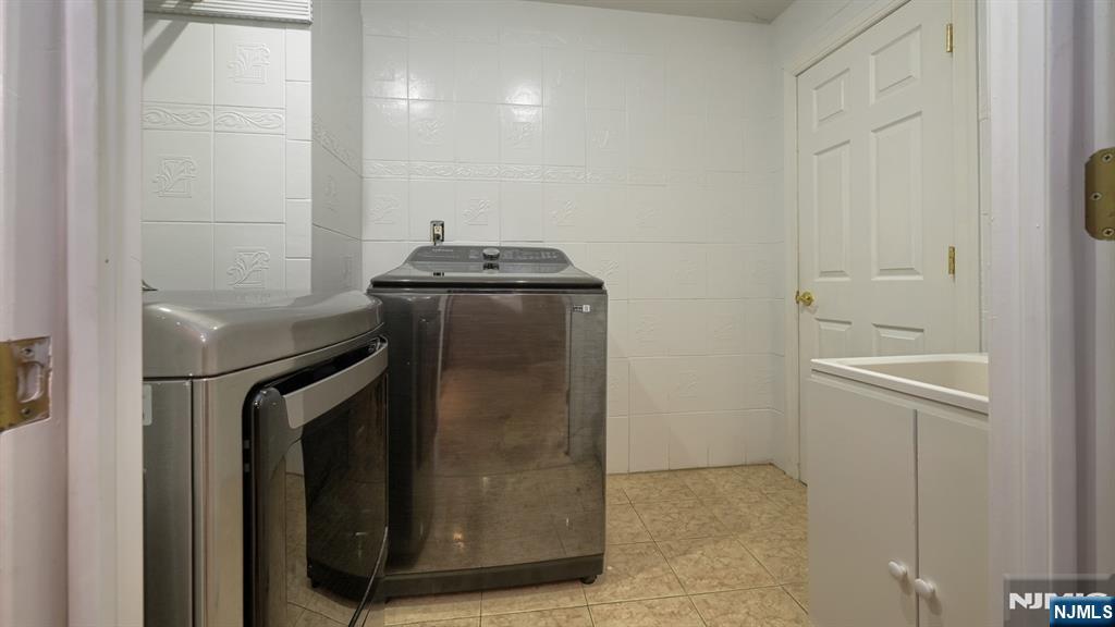 26 Stonehedge Drive Property Photo 36