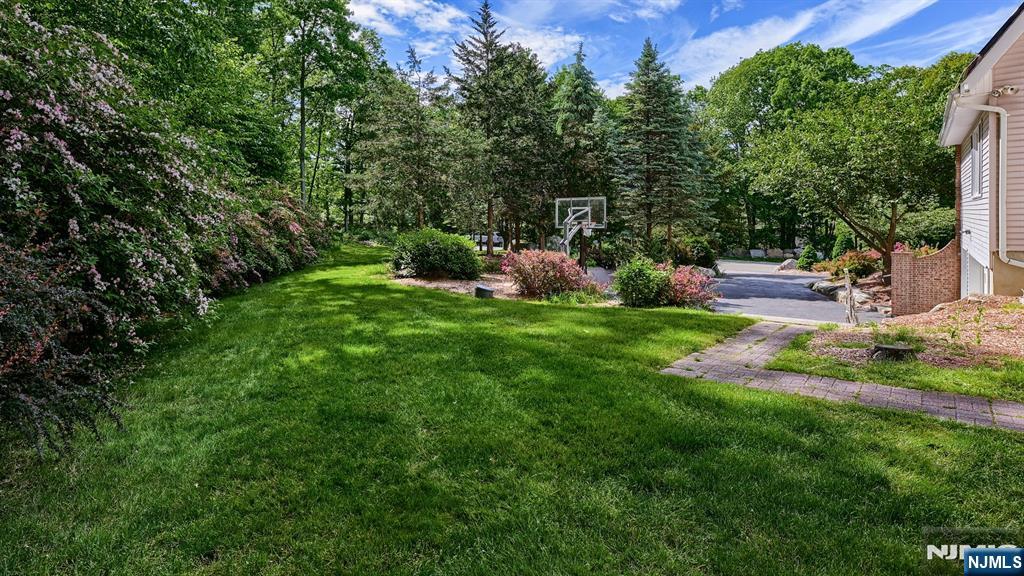 26 Stonehedge Drive Property Photo 42