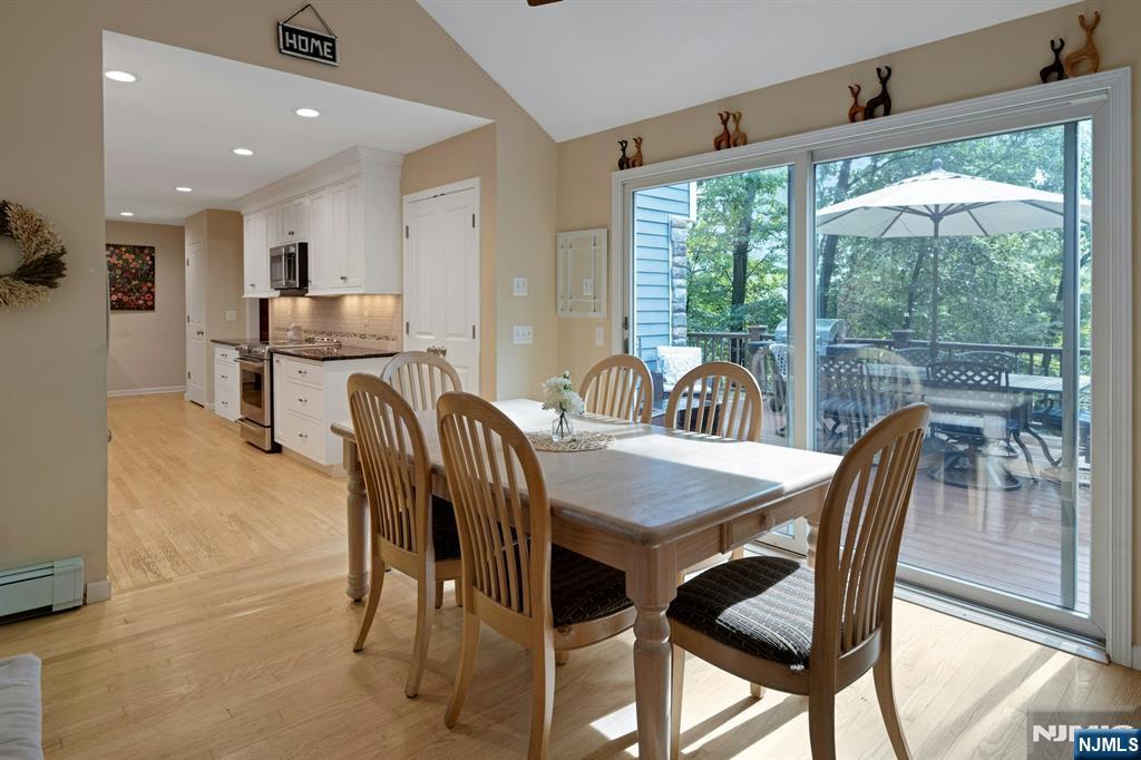 16 Rockledge Road Property Photo 14