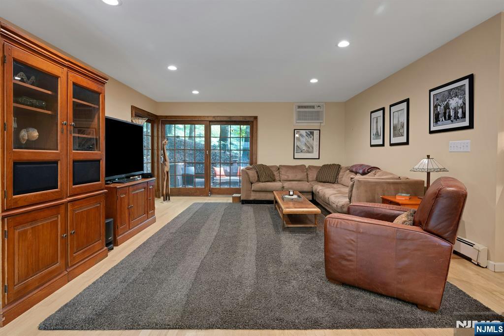 16 Rockledge Road Property Photo 17